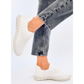 Baskets de chaussettes blanches 2