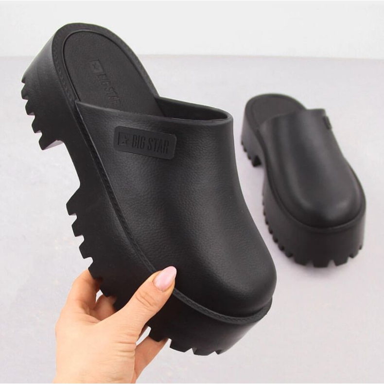 Clogs sur la semelle massive Big Star NN274014 Black noir 1
