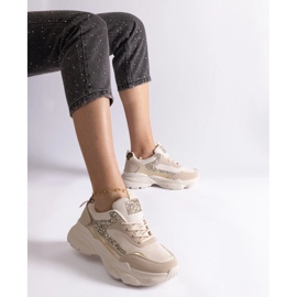 Baskets beiges avec empiècements pailletés 1