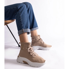 Baskets beiges avec tige élastique à la cheville 1