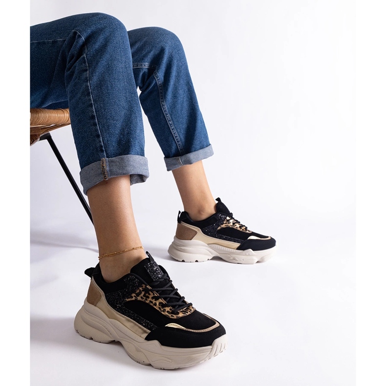 Baskets noires avec empiècements pailletés 1