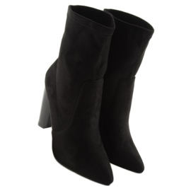 Bottes sur le poteau noir SY23P noir 1