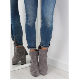 Bottines grises à talons larges CL62 gris 2