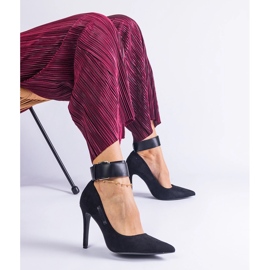 Escarpins noirs à talon haut en éco-cuir suédé le noir 1