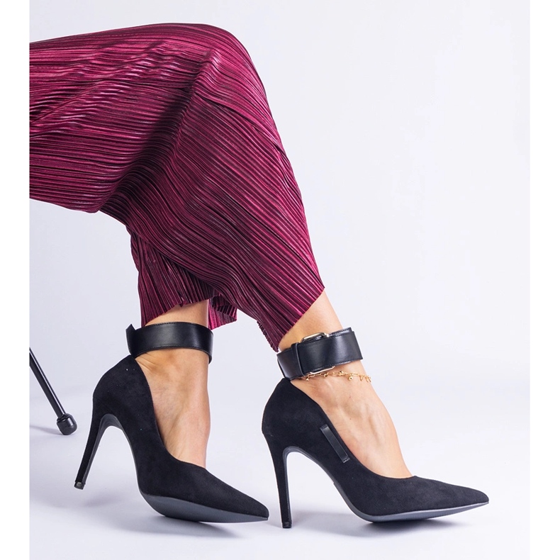 Escarpins noirs à talon haut en éco-cuir suédé 2