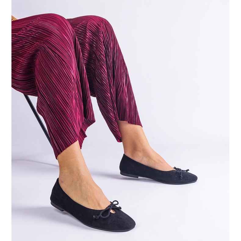 Ballerines noires avec un arc décoratif le noir 1