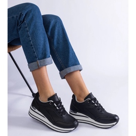 Baskets noires sur la plate-forme décorées de paillettes et une insertion métallique 2