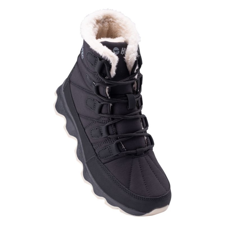 Boots de neige hi-tec noir isolé noir le noir 2