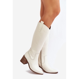 Bottes en cuir devant le genou sur le Zazoo 3675 White Post blanche 1 Bottes en cuir devant le genou sur le Zazoo 3675 White Post blanche 1