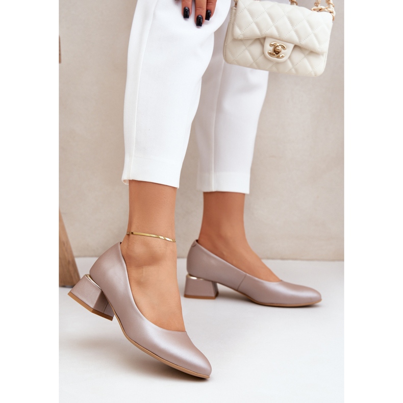 Lewski Shoes Pompes en cuir Lewski 3118 beige foncé 2