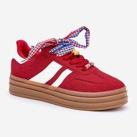 Baskets pour femmes avec épingles rouges 4