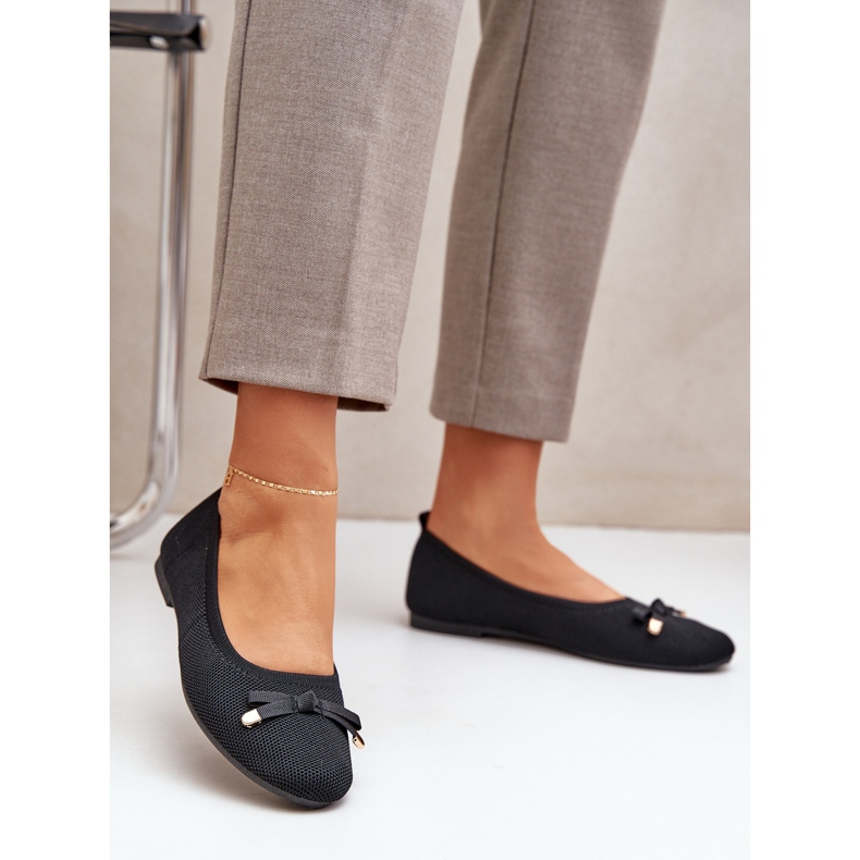 Ballerinas en filet avec un arc noir le noir 2