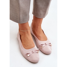 Ballerines en filet avec un arc rose 6