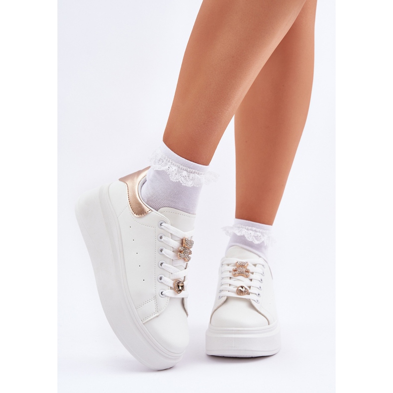 Baskets pour femmes avec épingles blanches 2