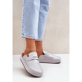 Les tongs pour femmes décorés de zircons sur la plate-forme gris 1