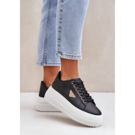 Baskets élégantes sur une énorme plate-forme en noir et blanc le noir 3