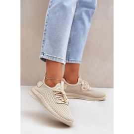 Slip pour femmes -Up dans les chaussures de sport beige 2