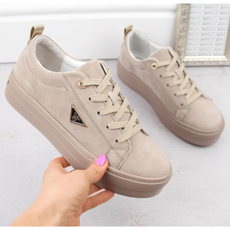 Chaussures en cuir suédé sur plateforme Filippo W PAW315C, beige 1