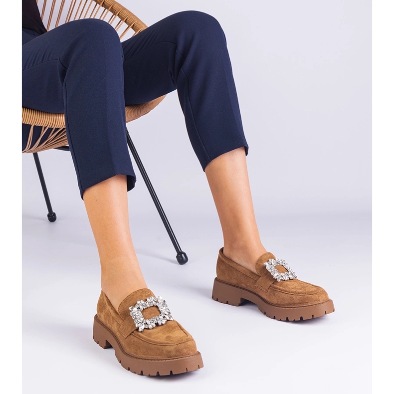 Modages bruns pour femmes d'Ekozamsz avec une décoration élégante 1 Modages bruns pour femmes d'Ekozamsz avec une décoration élégante 1