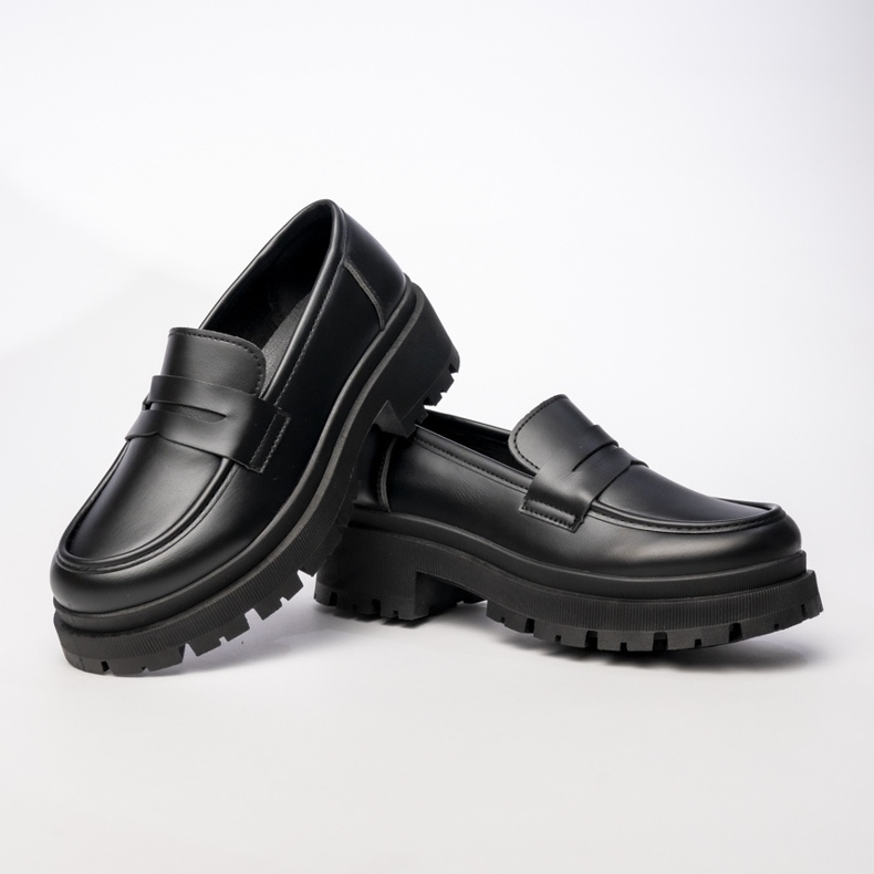 Mocassins noirs pour femmes 1