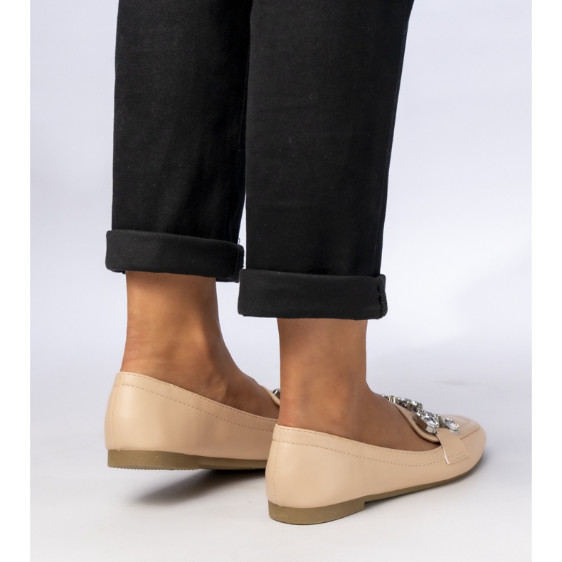 Mocassins Pour Femmes Avec Décorations Beiges 1 Mocassins Pour Femmes Avec Décorations Beiges 1