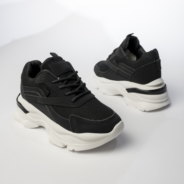Baskets sportives noires féminines 2