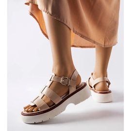 Chaussures de sport pour femmes noires à semelle beige 2