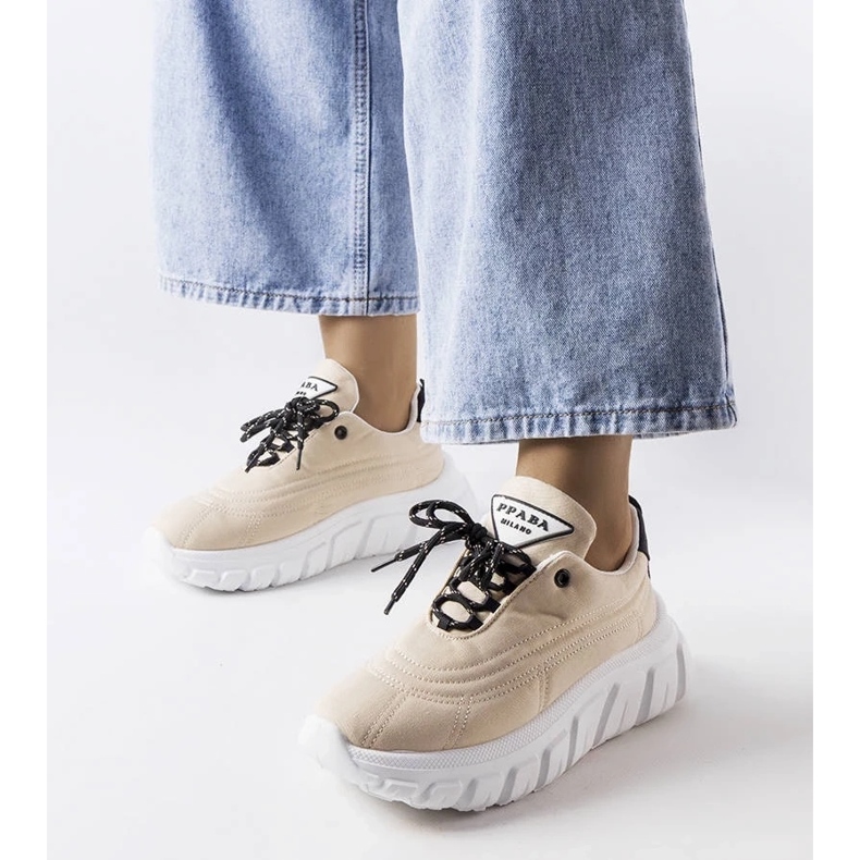 Bottines pour femmes en cuir beige sur la plateforme, bottes isolées en cuir naturel 1 Bottines pour femmes en cuir beige sur la plateforme, bottes isolées en cuir naturel 1