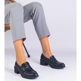 Eco-Pumps Black sur un poteau bas le noir 1