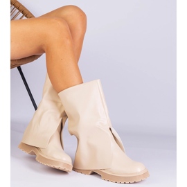 Bottes beiges avec une tige pliée 3