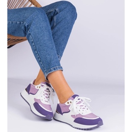 Baskets pour femmes violettes avec une insertion d'or 2