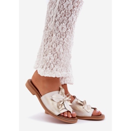 Slippers avec décoration en cuir naturel Zazoo 3667 Zloty essuyé doré 1