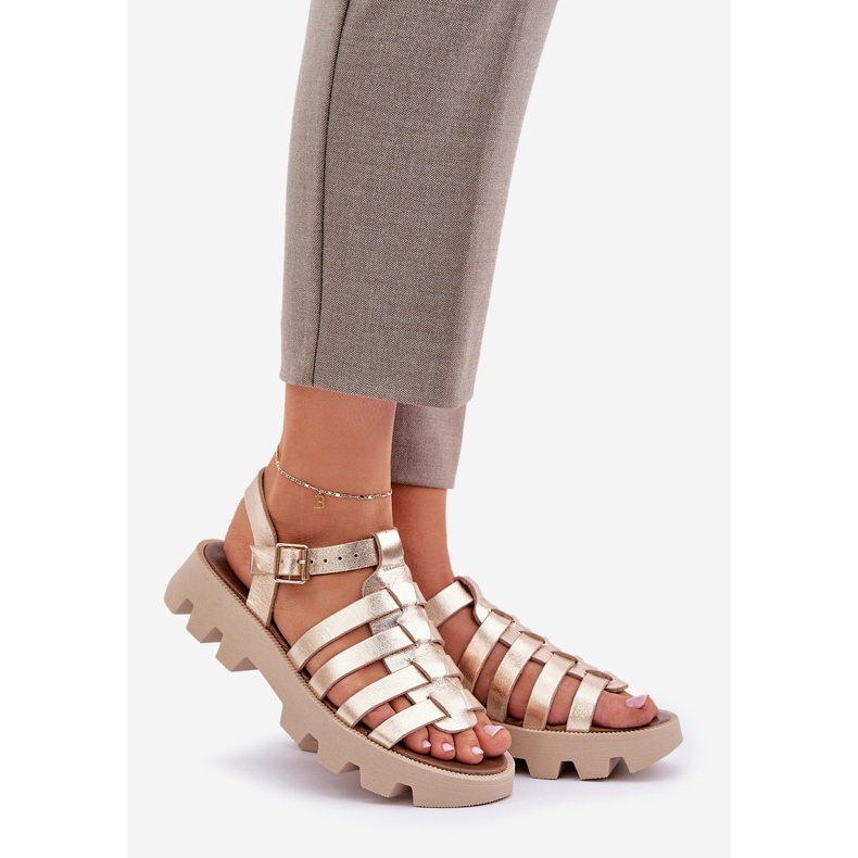 Sandales en cuir pour femmes Zazoo 3695 Zlotys doré 1