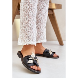 Pantoufles avec décoration en cuir naturel zazoo 3574 / z noir le noir 2 Pantoufles avec décoration en cuir naturel zazoo 3574 / z noir le noir 2