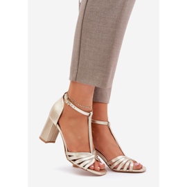 Sandales en cuir naturel sur le Post Laura Messi 2766 Zloty doré 1