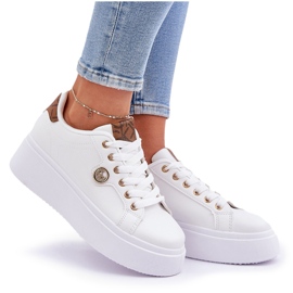 Baskets en cuir Eco sur une plate-forme avec un détail brun doré blanche 10