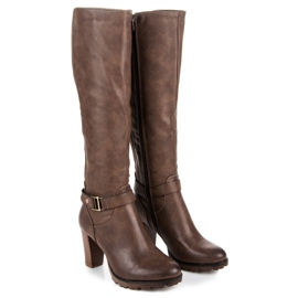Super Mode Bottes classiques sur le poteau brun 3
