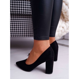 Pumps pour femmes sur le post en daim de Florena noir le noir 2