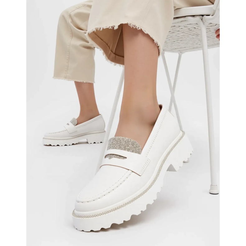 Mocassins blancs diamants pour femmes blanche 2 Mocassins blancs diamants pour femmes blanche 2