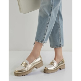 Mocassins en or féminin doré 1