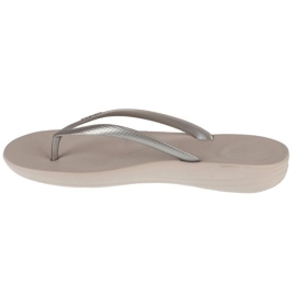 Les tongs fitflop iqushion ergonomic e54-011 argent 1