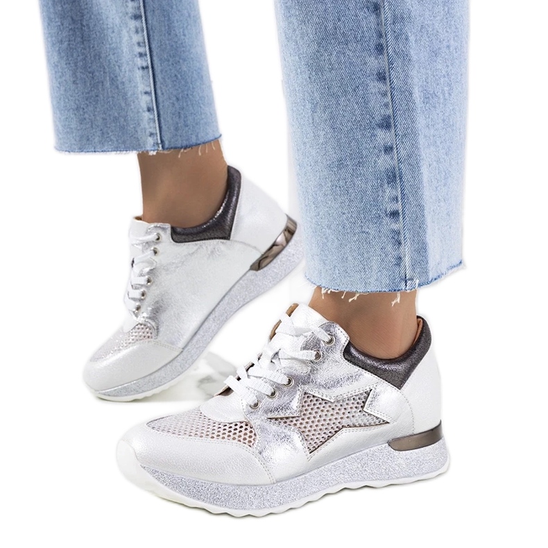 D/GMR Chaussures de sport métalliques blanches en dentelle -up baskets ouverts torres 1 D/GMR Chaussures de sport métalliques blanches en dentelle -up baskets ouverts torres 1