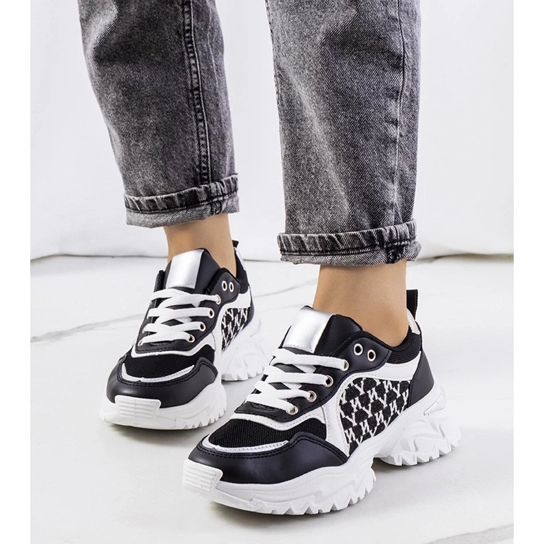 D/GMR Baskets Florival noires et blanches femme 1