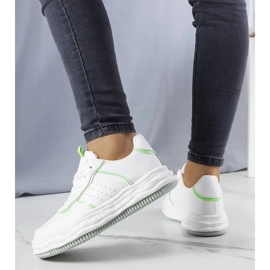 D/GMR Baskets blanches avec empiècements verts de Nettie 3