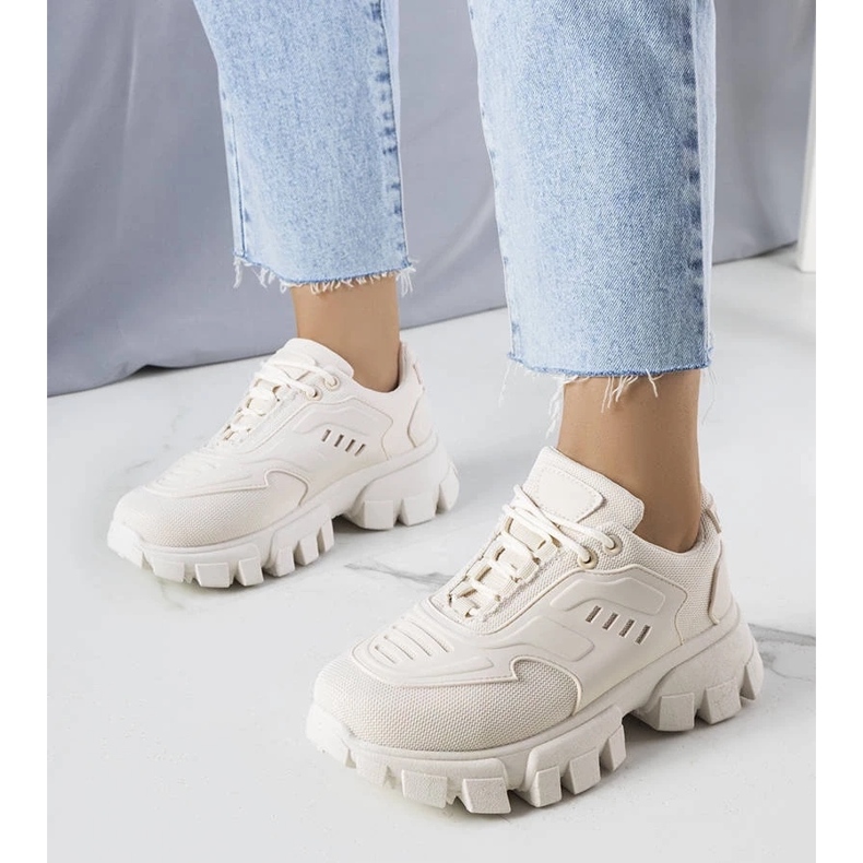 D/GMR Baskets beiges à semelle massive Inez 1