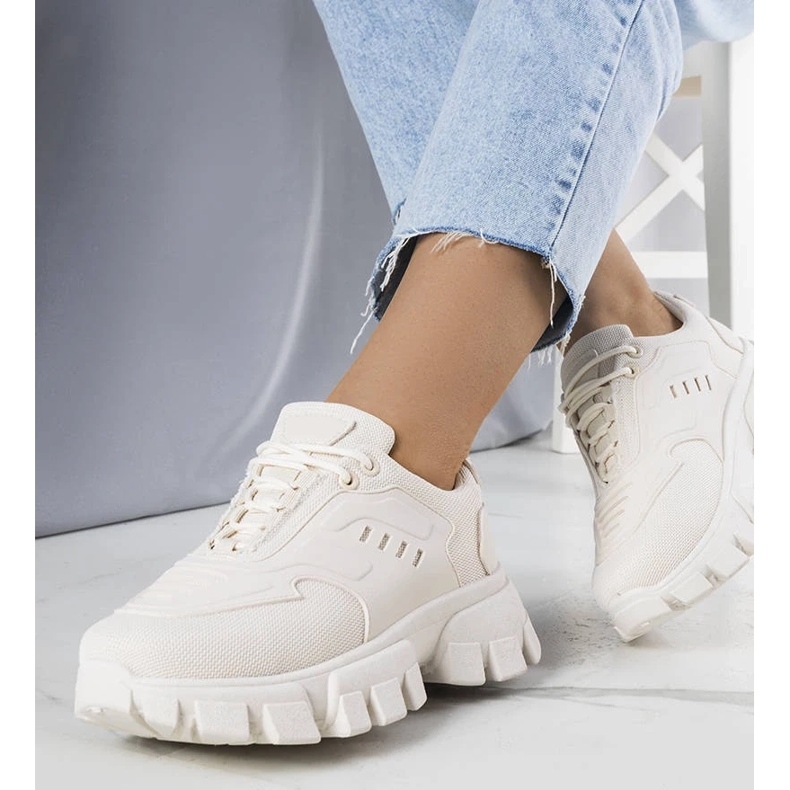 D/GMR Baskets beiges à semelle massive Inez 2