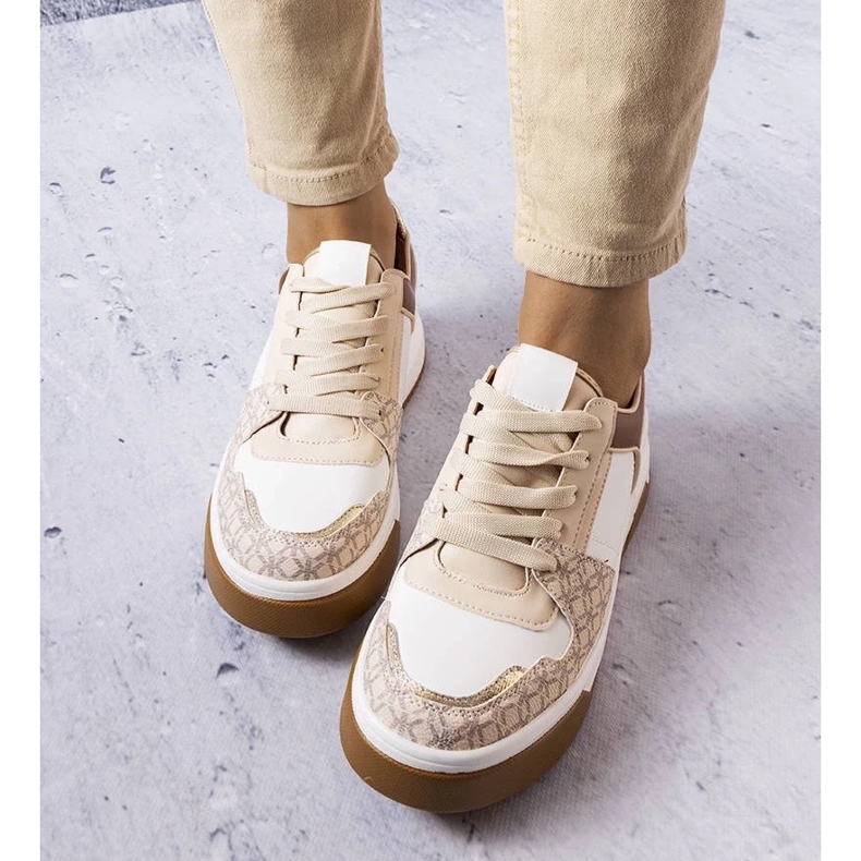 D/GMR Baskets marron décorées du monogramme Grandbois brun 2 D/GMR Baskets marron décorées du monogramme Grandbois brun 2