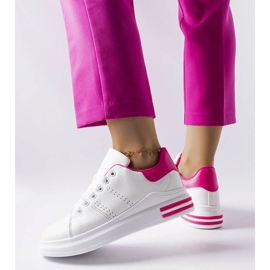 D/GMR Baskets blanches avec un accent rose de Davisson 1