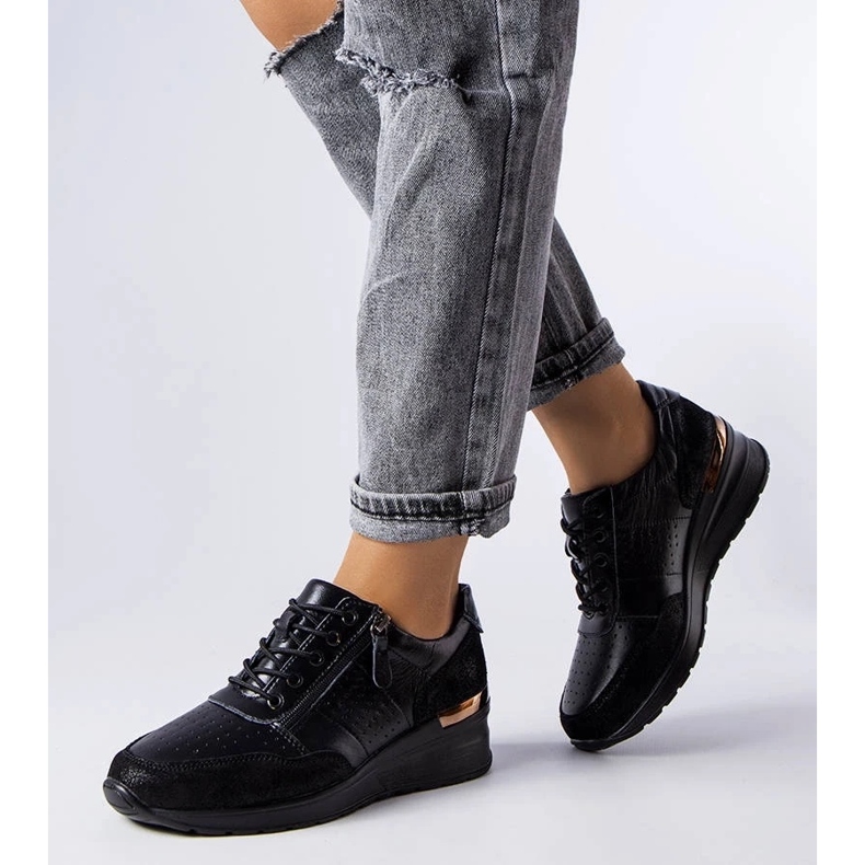 D/GMR Chaussures en cuir ajouré noir Jazzar 1