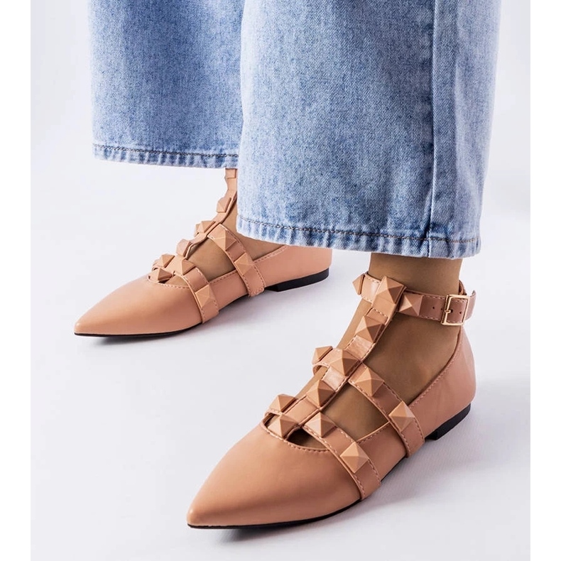 D/GMR Ballerines beiges avec un spectaculaire fermoir Blur 1